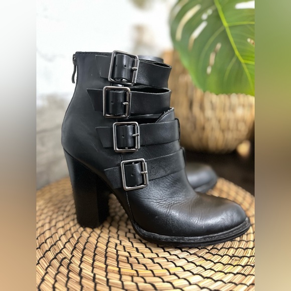 Chinese Laundry Shoes - CHINESE LAUNDRY - Gadget Black Leather Buckled High Heel Booties boots - US 8.5